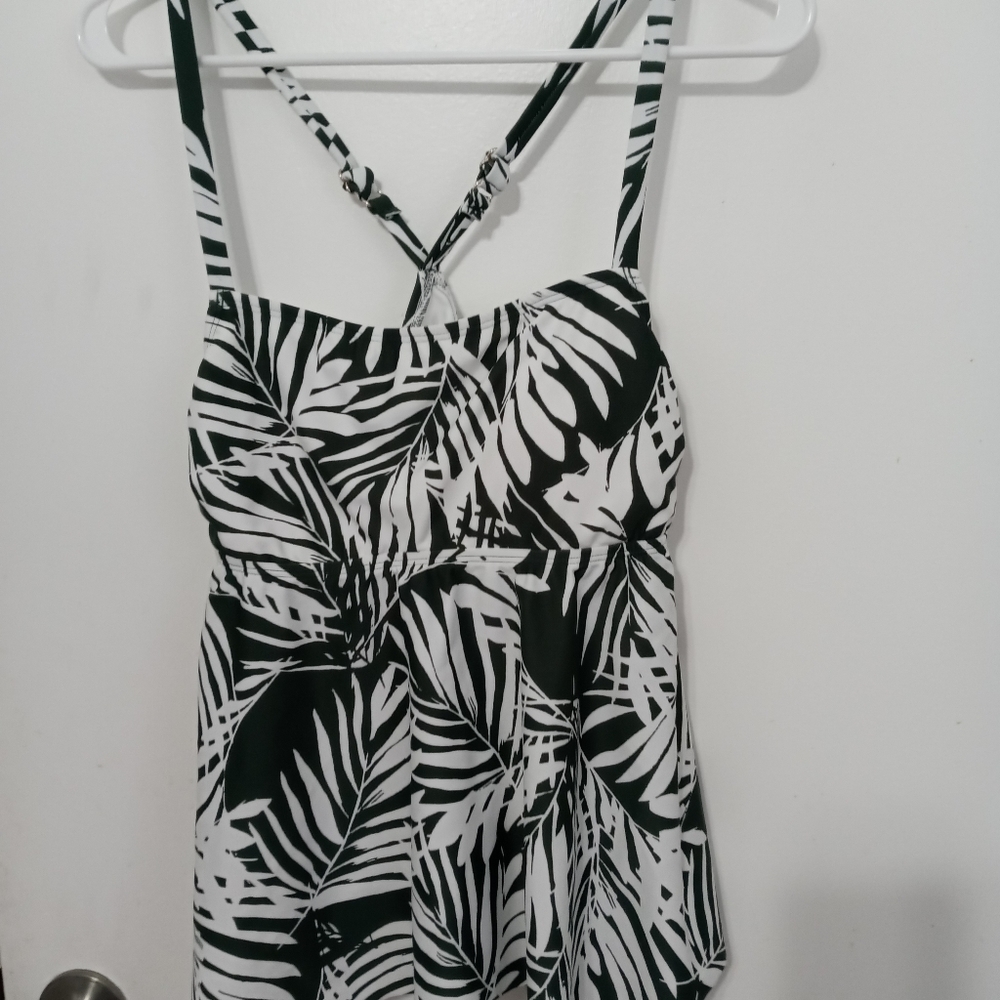Kona Sol Women's Tankini Top Racerback. Built in Bra